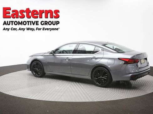 Used 2023 Nissan Altima 2.5 SR FWD image 62