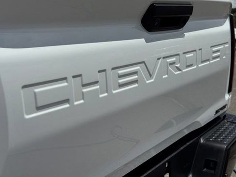 Certified 2024 Chevrolet Colorado ZR2 w/ Safety Package AWD/4WD image 17