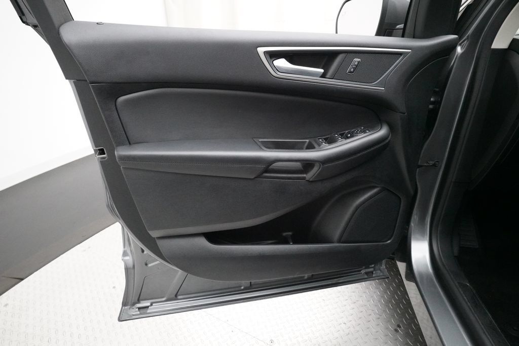 Used 2024 Ford Edge SEL w/ Convenience Package AWD/4WD image 29