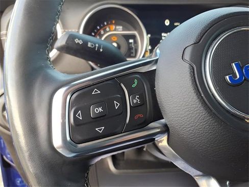 Used 2019 Jeep Wrangler Unlimited Sahara image 14