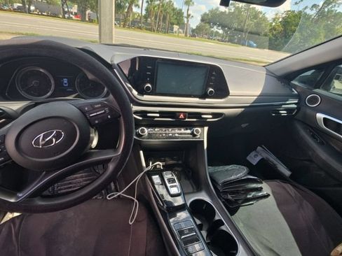 Used 2021 Hyundai Sonata SE FWD image 11