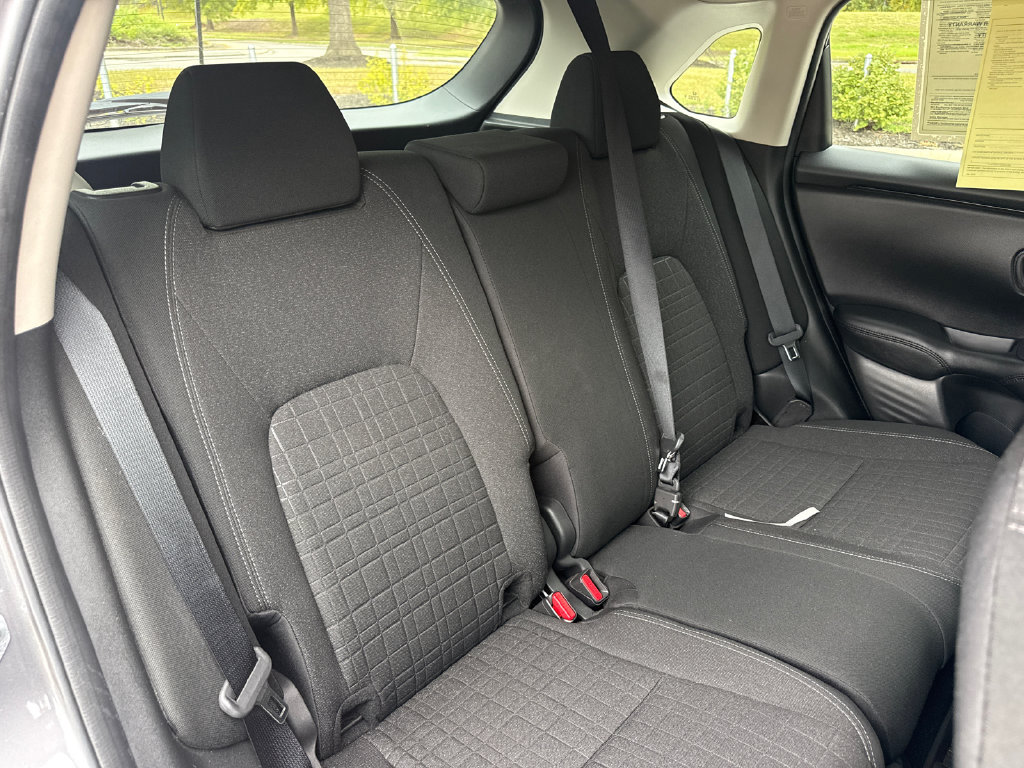 Certified 2025 Honda HR-V LX image 34