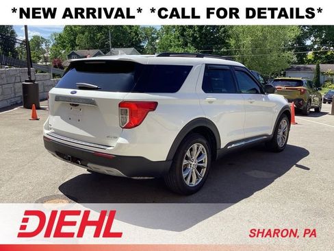 Used 2023 Ford Explorer XLT w/ Equipment Group 202A AWD/4WD image 7