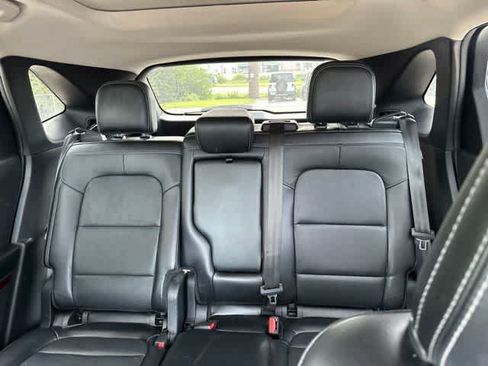 Used 2020 Ford Escape Titanium AWD/4WD image 6