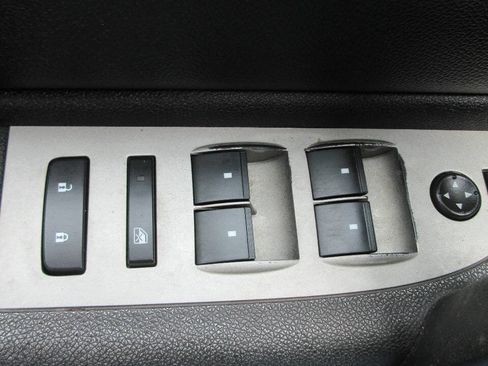 Used 2007 Chevrolet Silverado 2500 LT RWD image 36