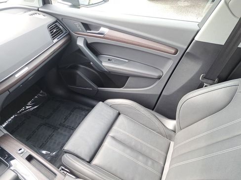 Used 2023 Audi Q5 2.0T Premium Plus w/ Premium Plus Package image 13