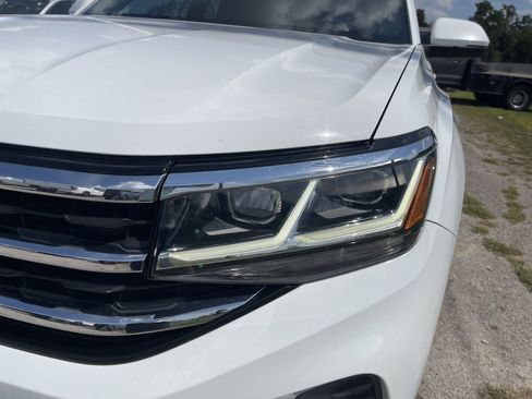 Used 2020 Volkswagen Atlas Cross Sport SEL image 10