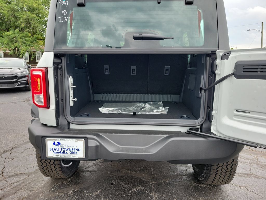 New 2026 Ford Bronco 4-Door w/ Sasquatch Package AWD/4WD image 10