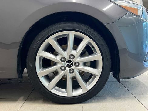 Used 2017 MAZDA MAZDA3 Touring w/ Popular Equipment Package image 7