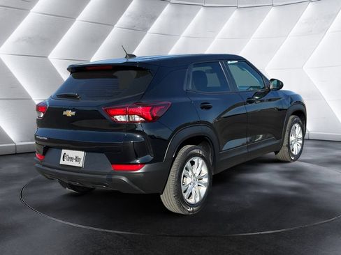 Certified 2023 Chevrolet TrailBlazer LS FWD image 5