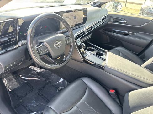 Used 2021 Toyota Mirai w/ Advanced Technology Package RWD image 12