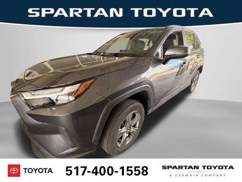 Used 2025 Toyota RAV4 XLE AWD/4WD image 1