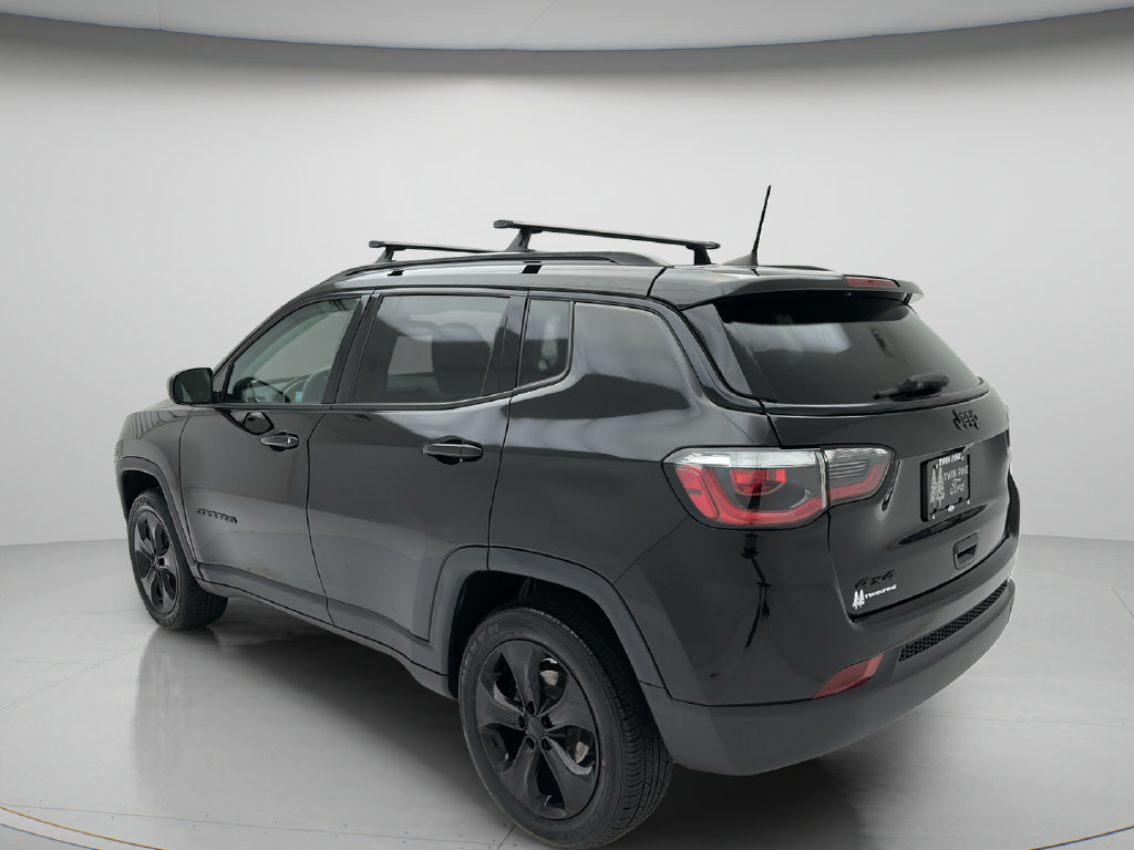 Used 2020 Jeep Compass Latitude AWD/4WD image 4