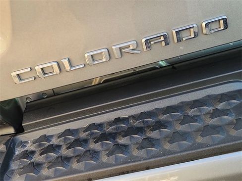 Used 2023 Chevrolet Colorado LT w/ LT Convenience Package II image 30