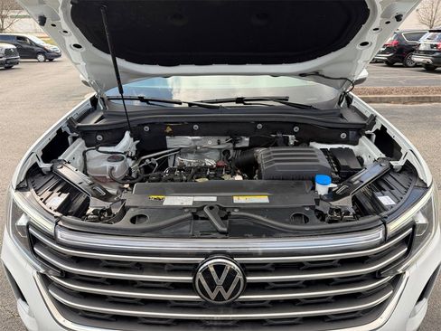 Used 2024 Volkswagen Atlas SE image 29