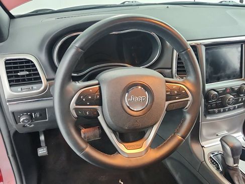 Used 2018 Jeep Grand Cherokee Limited AWD/4WD image 18