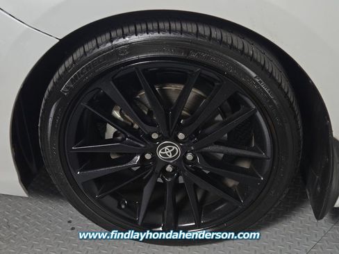 Used 2022 Toyota Camry XSE w/ Carpet Mat Package (TMS) FWD image 9
