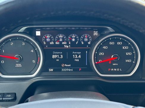 Used 2022 Chevrolet Silverado 3500 High Country image 30