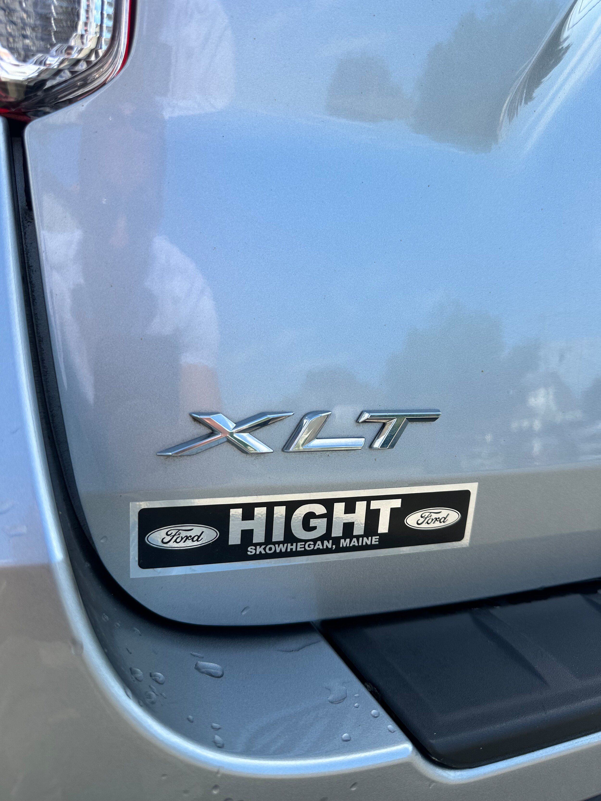 Used 2023 Ford Explorer XLT w/ Equipment Group 202A AWD/4WD image 26
