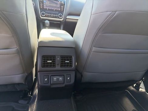 Used 2019 Subaru Outback 2.5i Limited w/ Popular Package #2 AWD/4WD image 19