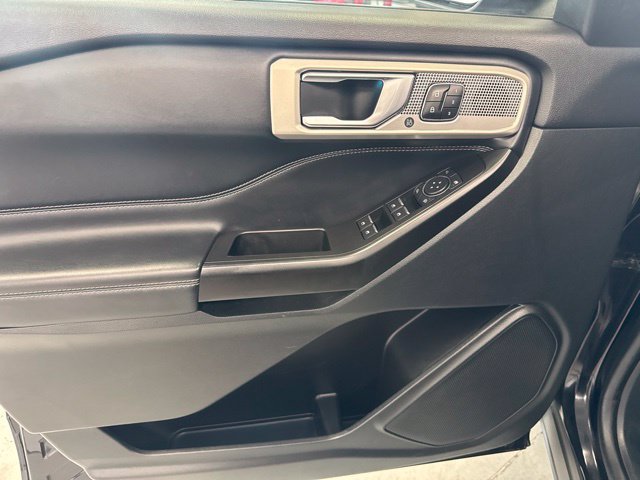 Used 2020 Ford Explorer Limited AWD/4WD image 21