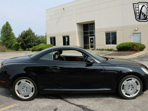 Used 2002 Lexus SC 430 Convertible image 9