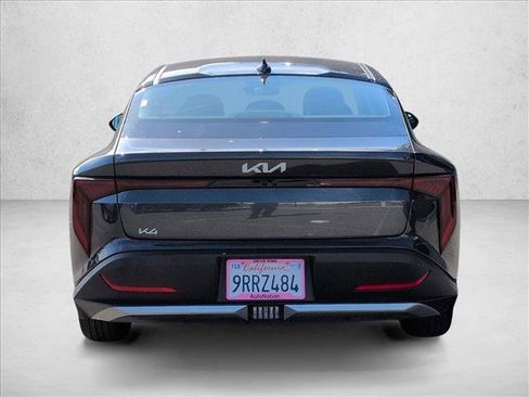 Used 2025 Kia K4 LXS image 7