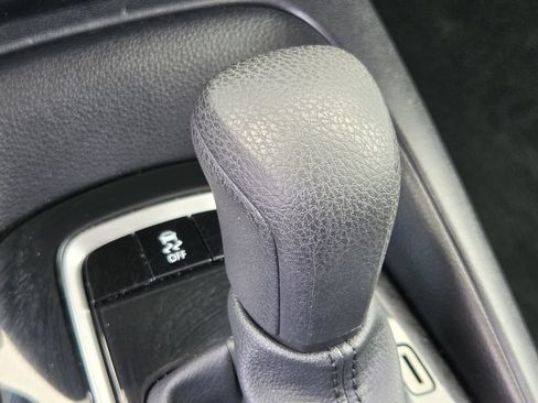 Used 2026 Toyota Corolla LE FWD image 21