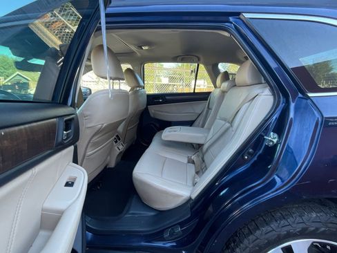 Used 2018 Subaru Outback 2.5i Limited image 22