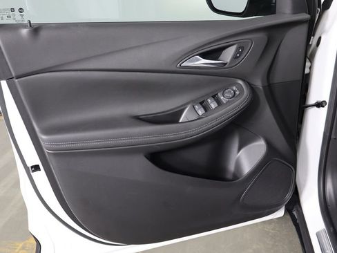 Used 2023 Buick Encore GX Preferred FWD image 19