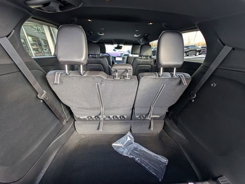 New 2026 Chrysler Pacifica Select w/ S Appearance Package image 12