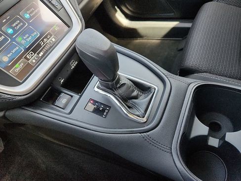 Certified 2025 Subaru Outback 2.5i image 25