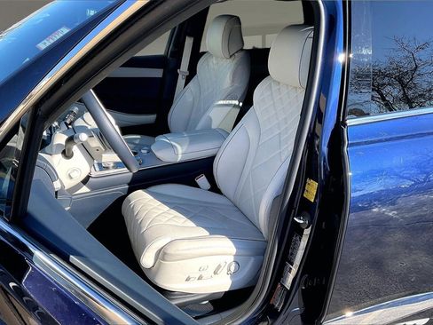 Used 2025 Genesis GV80 3.5T Prestige image 21