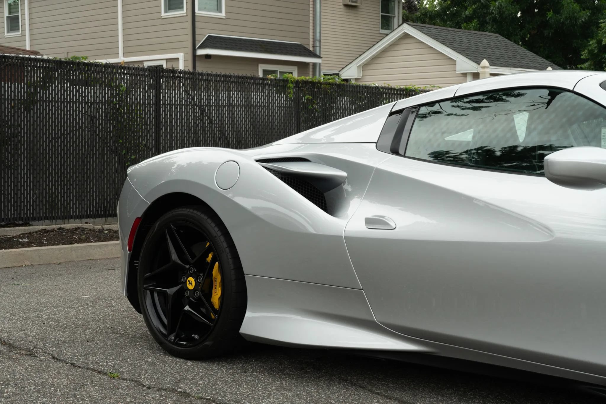 Used 2022 Ferrari F8 Tributo RWD image 62