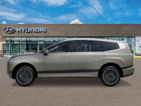 New 2026 Hyundai Ioniq 9 Calligraphy image 3