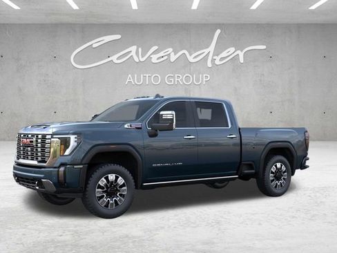 New 2026 GMC Sierra 2500 Denali w/ Denali Reserve Package AWD/4WD image 2
