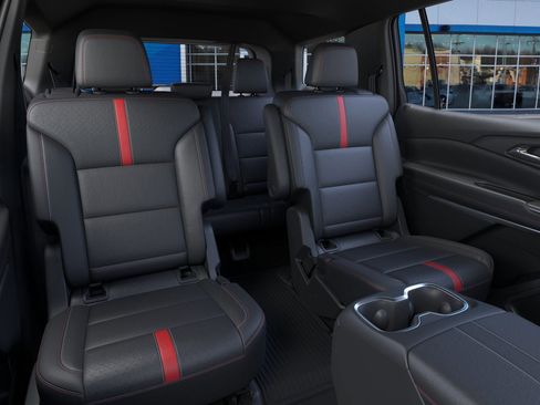 New 2026 Chevrolet Traverse RS w/ LPO, Floor Liner Package image 41