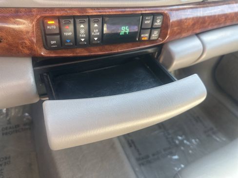 Used 2003 Buick Le Sabre Limited FWD image 13