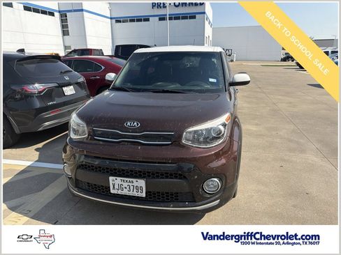 Used 2017 Kia Soul + FWD image 1