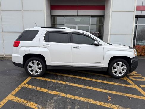 Used 2017 GMC Terrain SLT w/ Open Road Package image 4