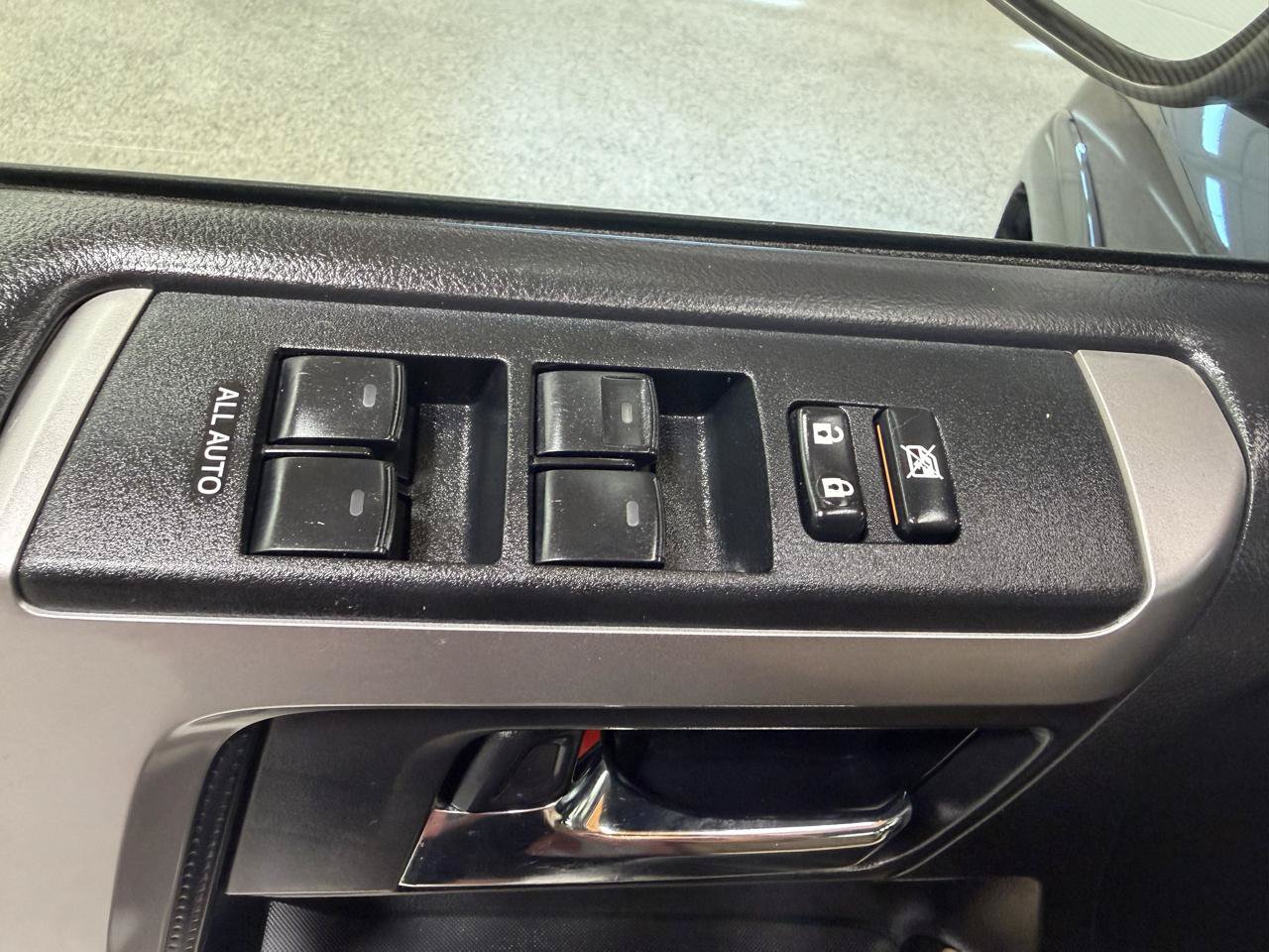 Used 2022 Toyota 4Runner SR5 RWD image 13