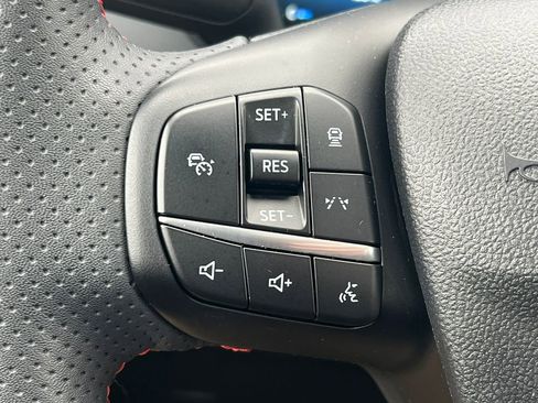 Used 2023 Ford Escape ST-Line Elite image 20