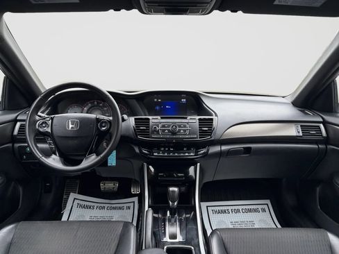 Used 2017 Honda Accord Sport image 22