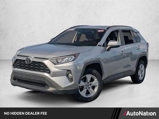 Used 2020 Toyota RAV4 XLE FWD video 1