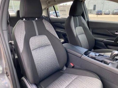 New 2027 Nissan Sentra SV FWD image 9