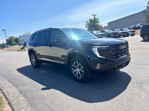 Used 2025 GMC Acadia AT4 w/ Luxury Package AWD/4WD image 4