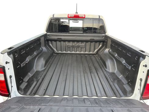 Used 2026 GMC Canyon Denali image 17