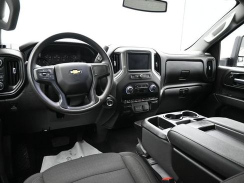 Used 2024 Chevrolet Silverado 2500 Custom w/ Custom Value Package AWD/4WD image 21