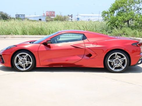 Used 2022 Chevrolet Corvette Stingray Premium Conv w/ Z51 Performance Package RWD image 5