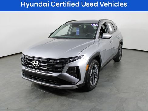 Certified 2026 Hyundai Tucson SEL FWD image 2